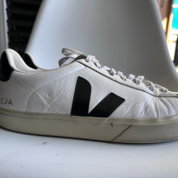 Veja Campo sneakers in white and black - Picture 4 of 6